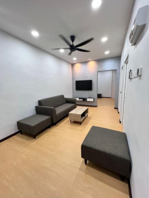 9 TO 11 PAX MUAR JERAM - BRIGHT INN HOMESTAY